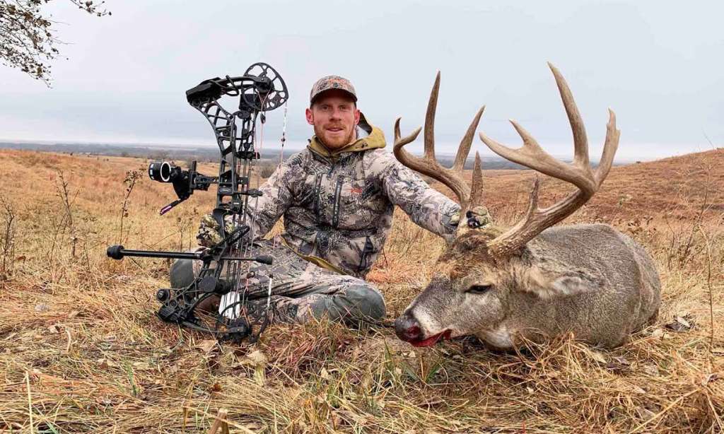 Treestand vs. Ground Hunting Is it Time to Adapt? North American