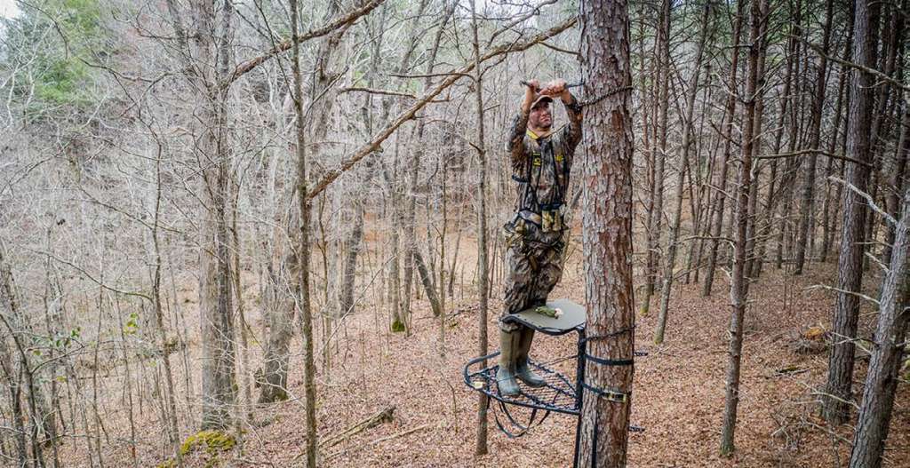 How To Hunt Mountain Bucks - North American Deer Hunter