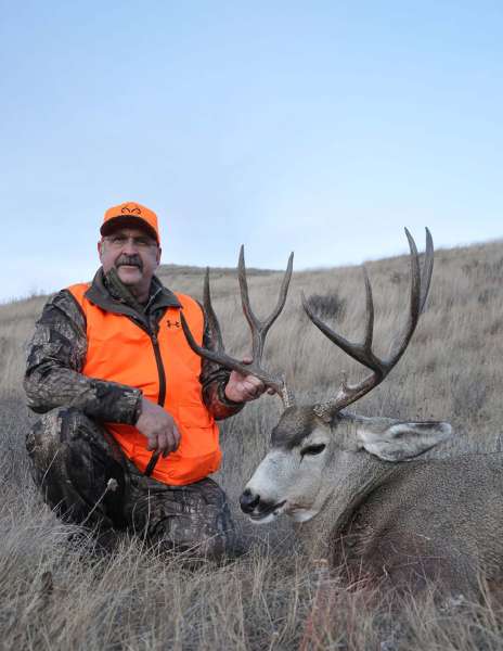 Spot and Stalk Mule Deer Hunting in Wide Open Country - North American ...