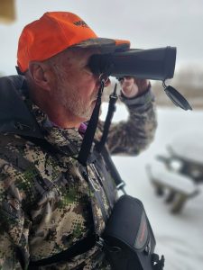 20251217_123033 - North American Deer Hunter Winchester Supreme 10x50 Binoculars