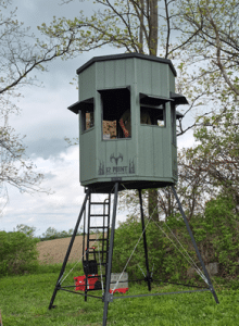 12 Point Hunting Stand in the field